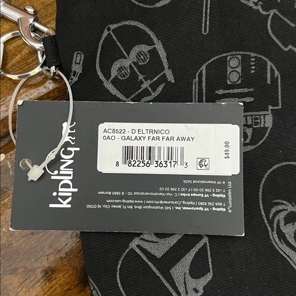 NWT Kipling Star Wars‎ Far Far Away Wristlet- OS - Picture 4 of 7